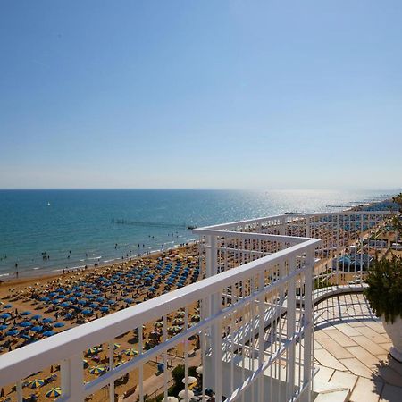 Termini Beach Hotel & Suites Lido di Jesolo Exterior foto