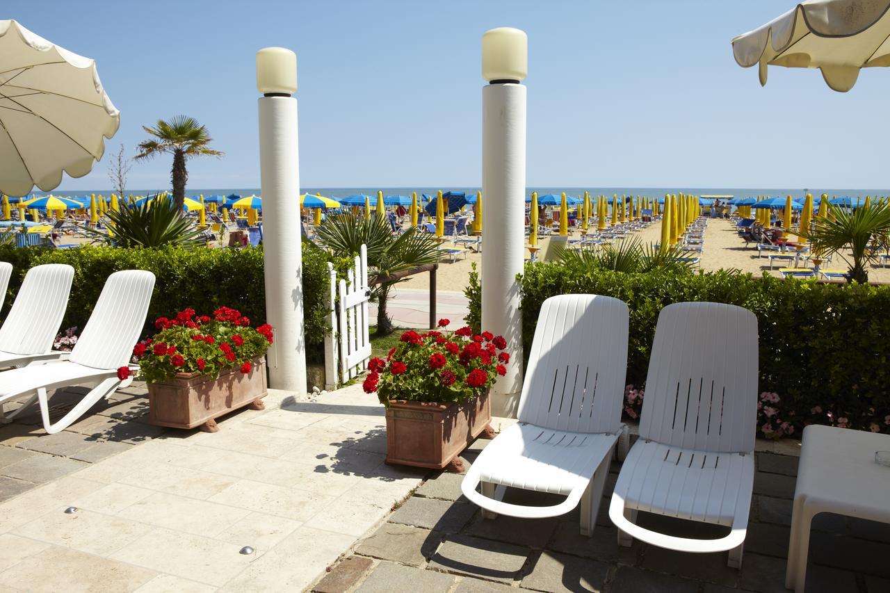 Termini Beach Hotel & Suites Lido di Jesolo Exterior foto