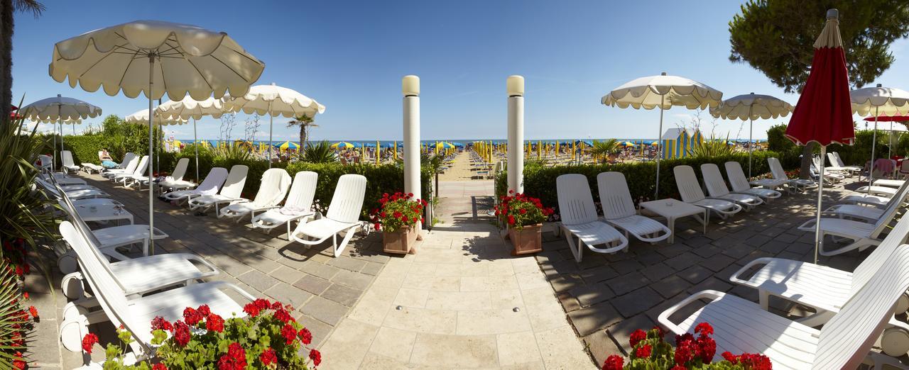 Termini Beach Hotel & Suites Lido di Jesolo Exterior foto